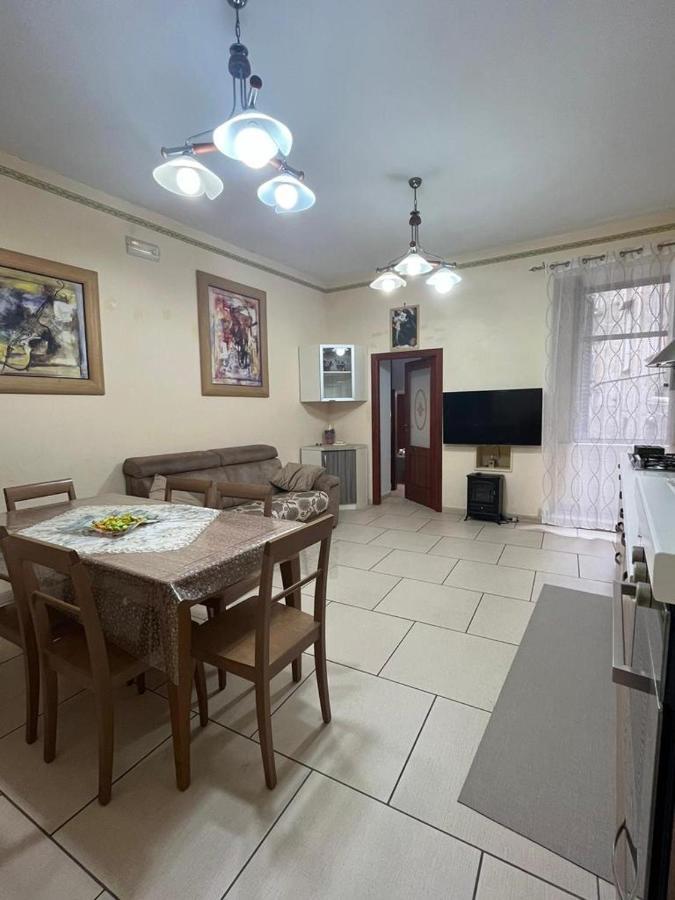 شقة La Casa Di Nana نابولي المظهر الخارجي الصورة