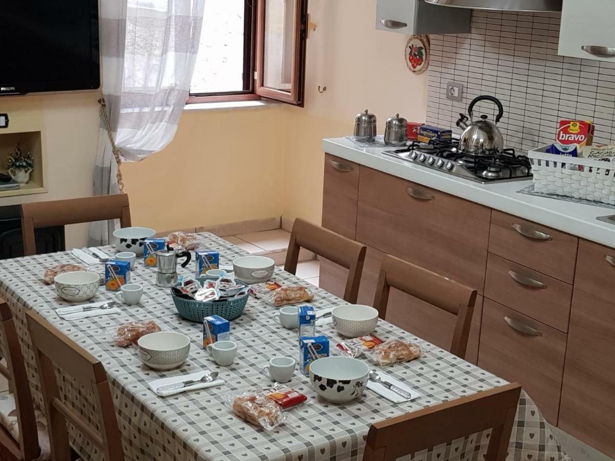 شقة La Casa Di Nana نابولي المظهر الخارجي الصورة